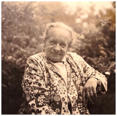 Die vielfältigen Beziehungen einer Berliner Familie zum "schönsten Land auf der Welt"