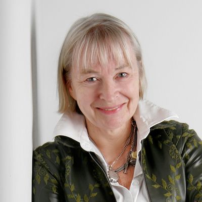 „Ich liege am Gestade wie ein Krokodil und lasse mich von der Sonne braten…!“